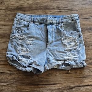AE Curvy Mom Shorts